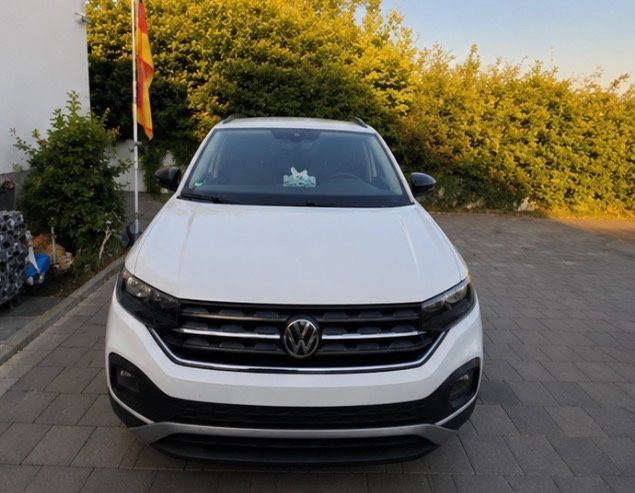 VW T-Cross 48.000 km 15.099 &euro; Stuttgart 70435