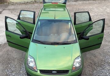 Ford Fiesta 122.610 km 3.490 &euro; Böblingen 71032