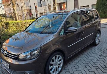VW Touran 227.668 km 9.900 &euro; Sindelfingen 71063