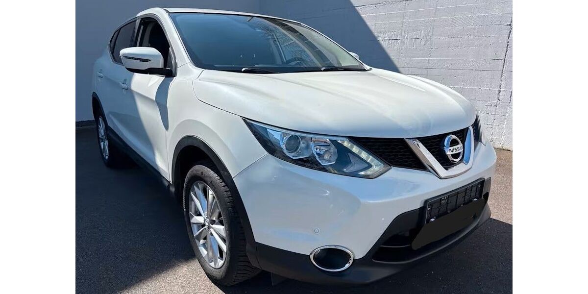 Nissan Qashqai 64.000 km 9.999 &euro; Ditzingen 71254