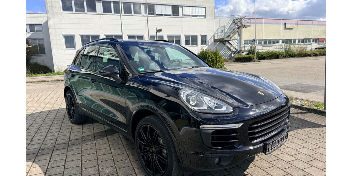Porsche Cayenne 218.900 km 36.480 &euro; Pleidelsheim 74385