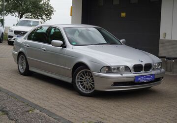 BMW 540 163.000 km 12.999 &euro; Owen 73277