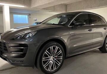 Porsche Macan 123.005 km 31.700 &euro; Stuttgart 70378