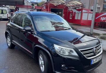 VW Tiguan 206.910 km 8.600 &euro; Stuttgart 70437