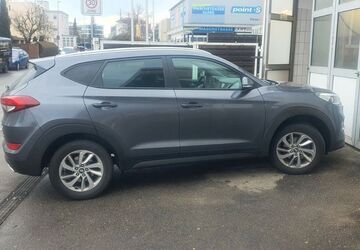 Hyundai TUCSON 98.000 km 12.500 &euro; Filderstad 70794