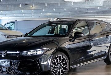 VW Passat Variant 9.990 km 50.990 &euro; Stuttgart-Wangen 70188