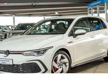 VW Golf 32.226 km 24.830 &euro; Stuttgart-Wangen 70188