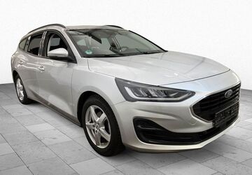 Ford Focus 43.423 km 15.499 &euro; Stuttgart 70469