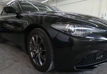Alfa Romeo Giulia 137.000 km 14.299 &euro; Metzingen 72555