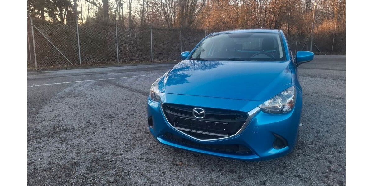 Mazda 2 129.000 km 7.499 &euro; stuttgart 70469
