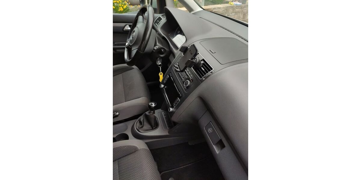 VW Touran 168.000 km 5.500 &euro; Rutesheim 71277