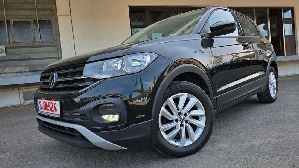 VW T-Cross 130.000 km 14.990 &euro; Stuttgart 70563