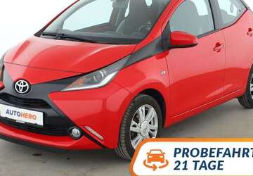 Toyota Aygo 68.491 km 7.490 &euro; Stuttgart 70195