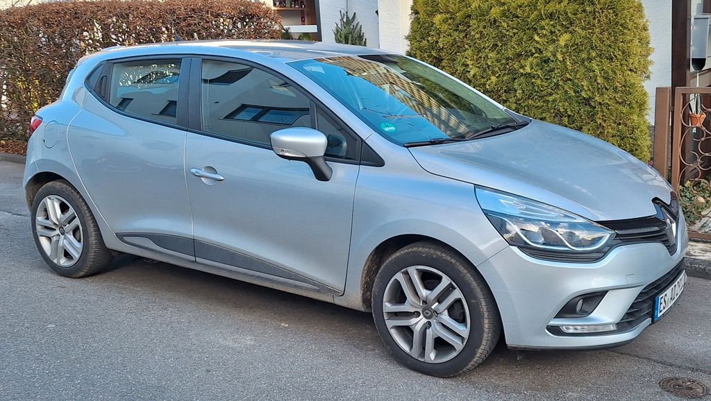 Renault Clio 34.000 km 10.300 &euro; Wernau 73249