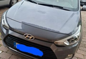 Hyundai i20 118.000 km 9.000 &euro; Urbach 73660
