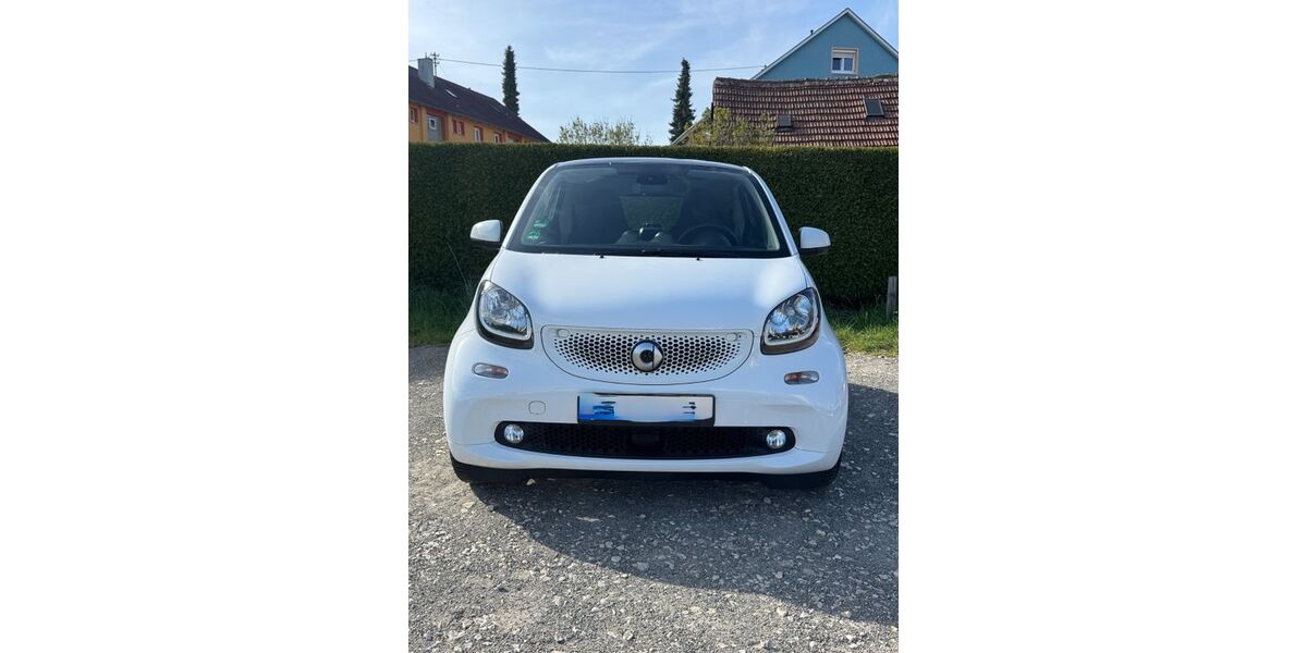 Smart ForTwo 63.150 km 15.300 &euro; Esslingen 73734