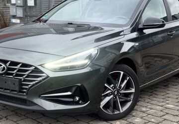 Hyundai i30 111.800 km 15.550 &euro; Metzingen 72555