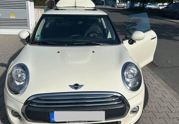 Mini ONE 137.000 km 10.200 &euro; Stuttgart 70597