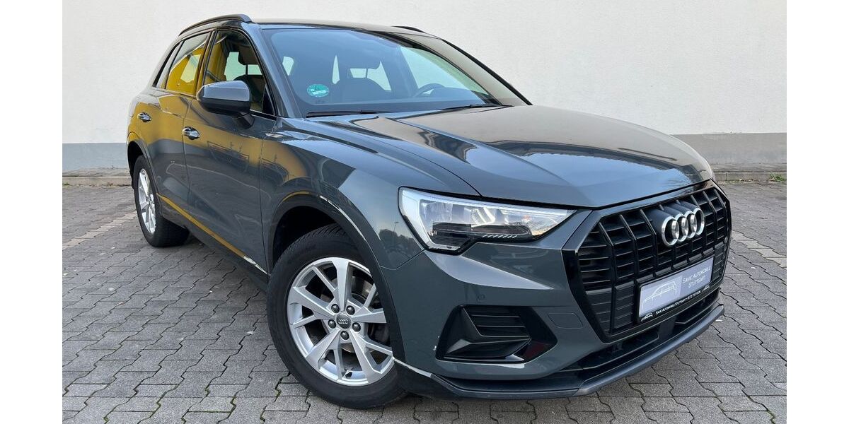 Audi Q3 95.727 km 23.490 &euro; Stuttgart 70378