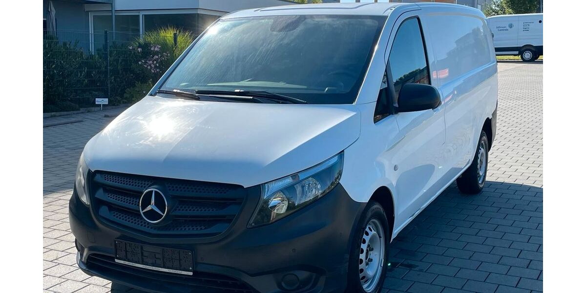 Mercedes-Benz Vito 194.000 km 8.980 &euro; Holzgerlingen 71088