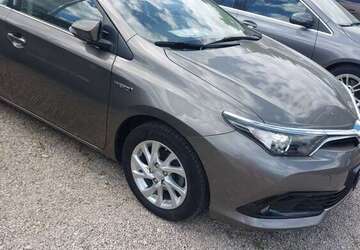 Toyota Auris 132.000 km 14.000 &euro; Dettingen unter Teck 73265