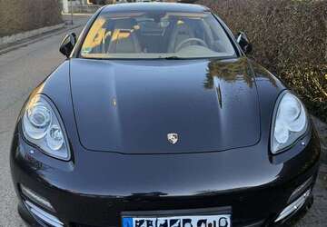 Porsche Panamera 159.000 km 23.500 &euro; Allmersbach Im Tal 71573