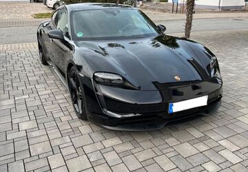 Porsche Taycan 120.600 km 51.500 &euro; Leonberg 71229