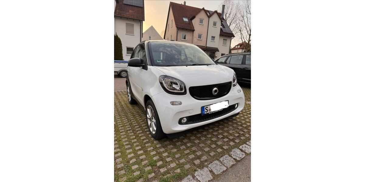 Smart ForTwo 64.989 km 11.500 &euro; Stuttgart 70439