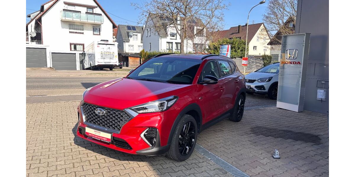Hyundai TUCSON 33.000 km 23.900 &euro; Korb 71404