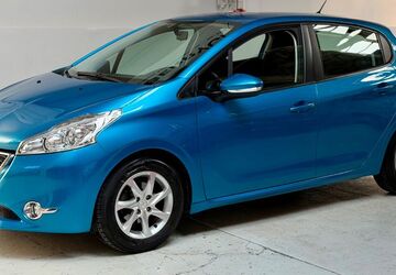 Peugeot 208 51.000 km 6.990 &euro; Gärtringen 71116