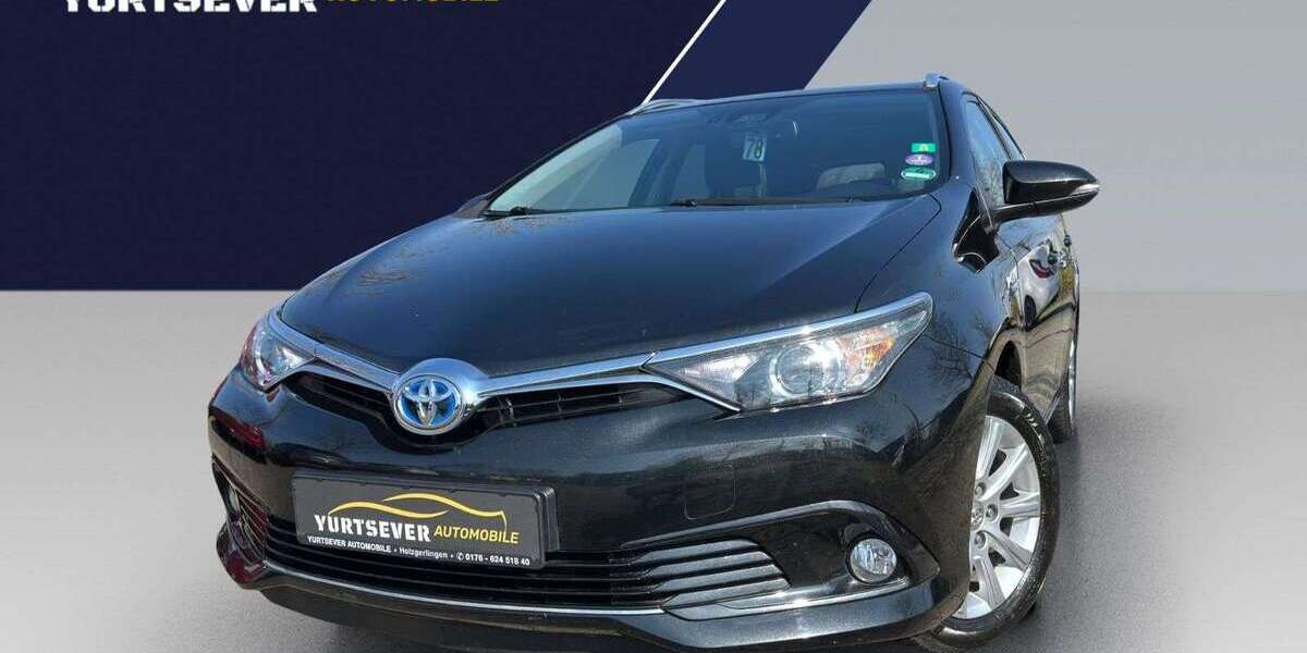 Toyota Auris 83.101 km 17.990 &euro; Holzgerlingen 71088