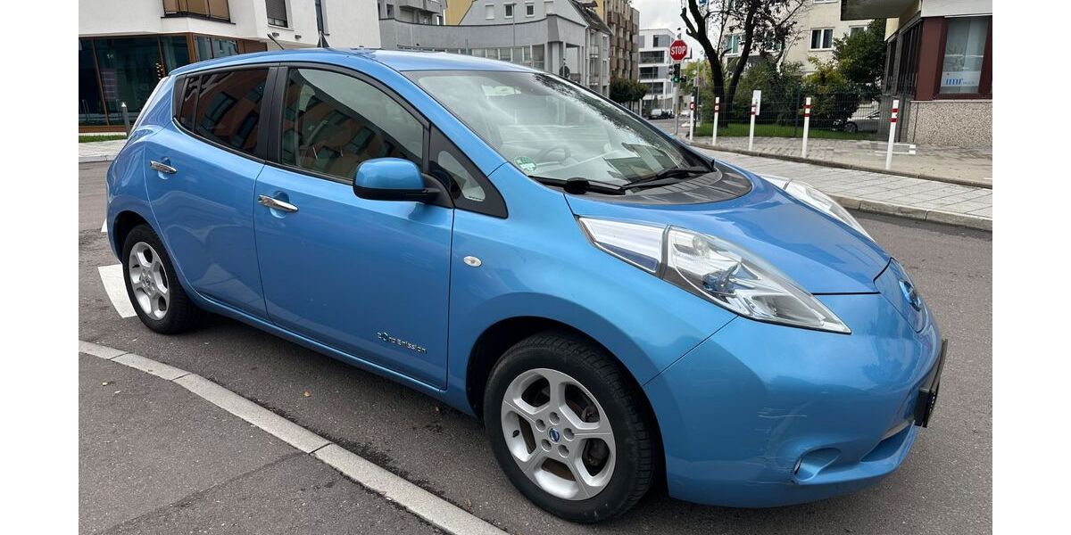 Nissan Leaf 66.000 km 5.999 &euro; Ditzingen 71254