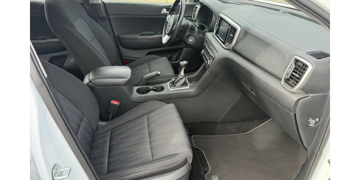 Kia Sportage 1.6 GDI Edition 7 EMOTION 47.000 km 16.350 &euro; Schorndorf 73614