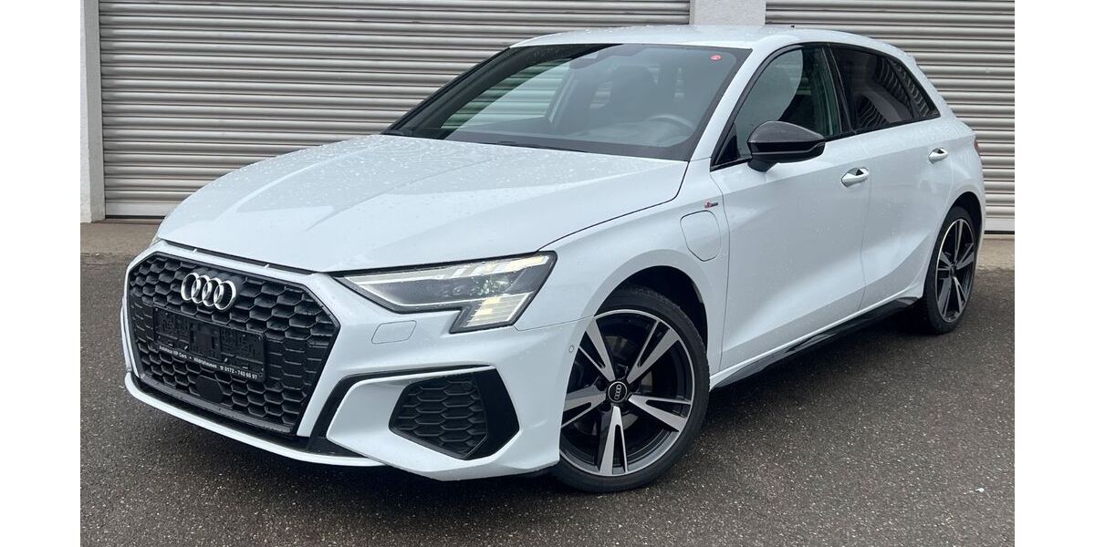 Audi A3 150.000 km 22.950 &euro; Hildrizhausen /Stuttgart 71157