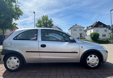 Opel Corsa 93.000 km 2.200 &euro; Stuttgart 70437