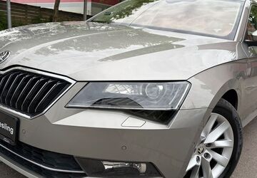 Skoda Superb 95.000 km 19.999 &euro; Stuttgart 70435