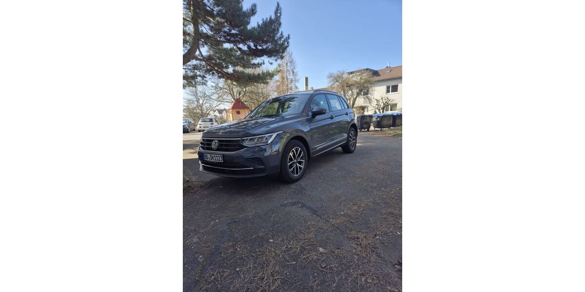 VW Tiguan 63.710 km 28.900 &euro; Esslingen 73728