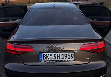 Audi A8 170.000 km 31.400 &euro; Backnang 71522