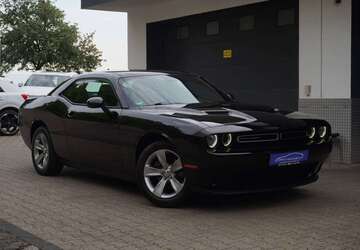 Dodge Challenger 164.000 km 19.999 &euro; Owen 73277