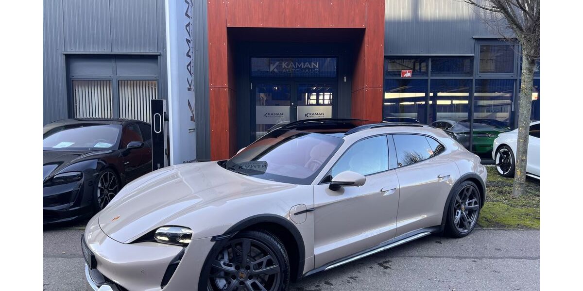 Porsche Taycan 2.100 km 99.500 &euro; Sindelfingen 71065