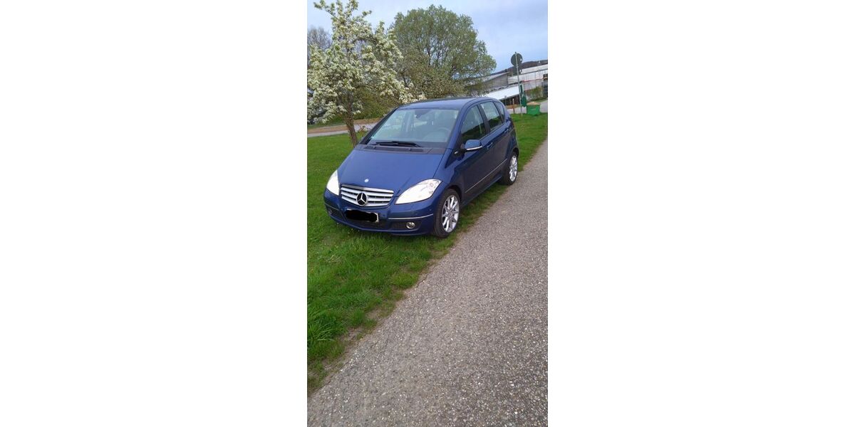 Mercedes-Benz A 180 478.939 km 2.300 &euro; Neuhengstett 75382