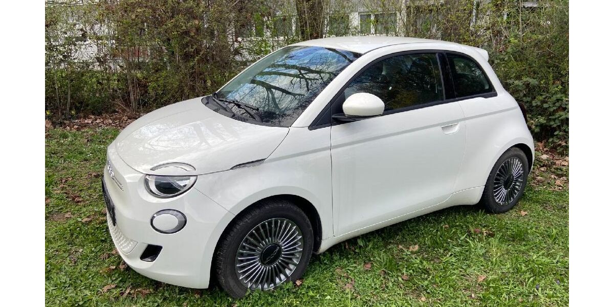 Fiat 500e 32.000 km 19.990 &euro; Asperg 71679