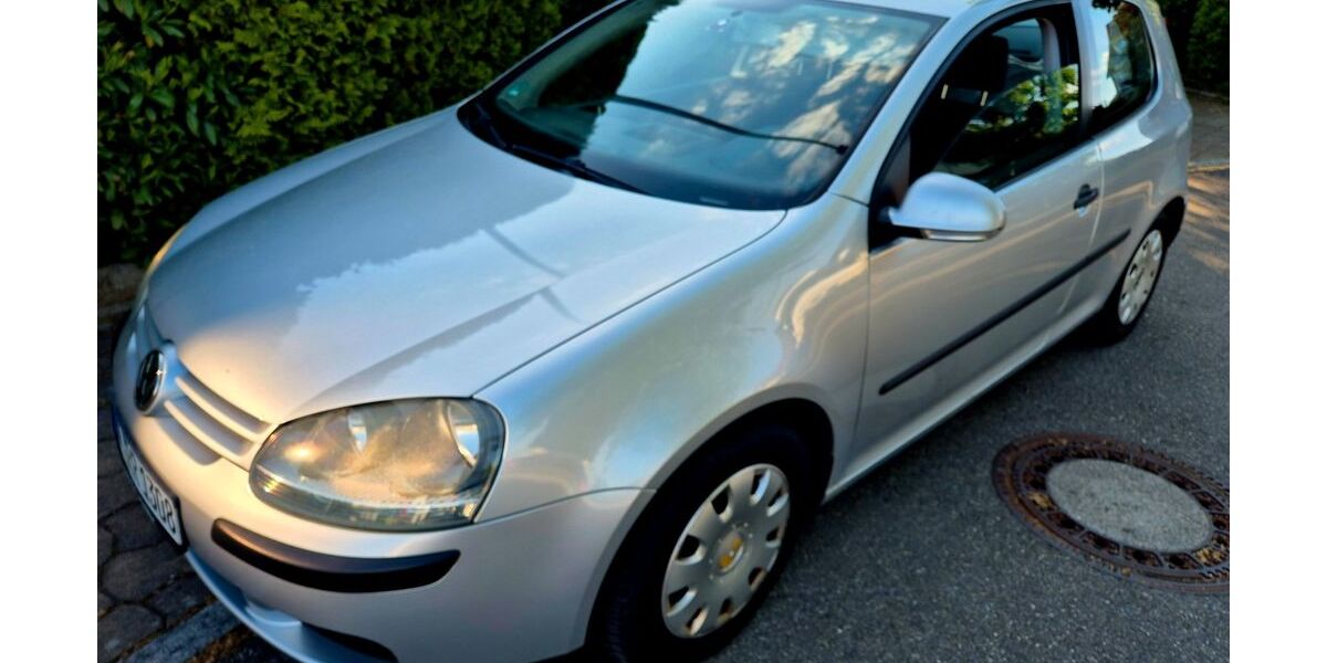 VW Golf 210.000 km 2.200 &euro; Filderstadt 70794