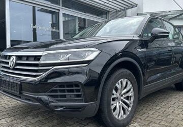 VW Touareg 105.056 km 36.980 &euro; Wendlingen am Neckar 73240