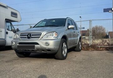 Mercedes-Benz ML 55 AMG 142.000 km 14.900 &euro; Weinstadt 71384