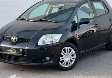 Toyota Auris 185.000 km 3.990 &euro; Tuebingen 72072