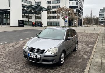 VW Polo 140.572 km 3.200 &euro; Stuttgart 70469