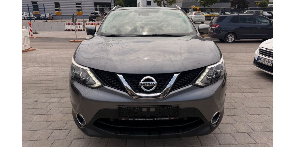 Nissan Qashqai 144.000 km 9.250 &euro; Stuttgart 70376