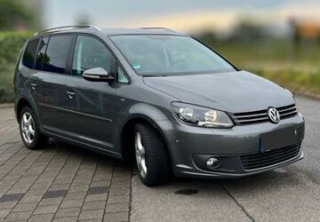 VW Touran 166.850 km 12.600 &euro; Stuttgart 70599
