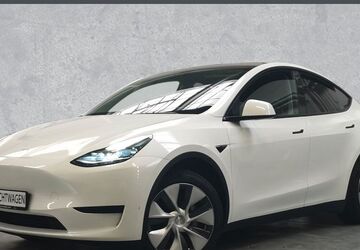 Tesla Model Y 68.182 km 33.500 &euro; Asperg 71679